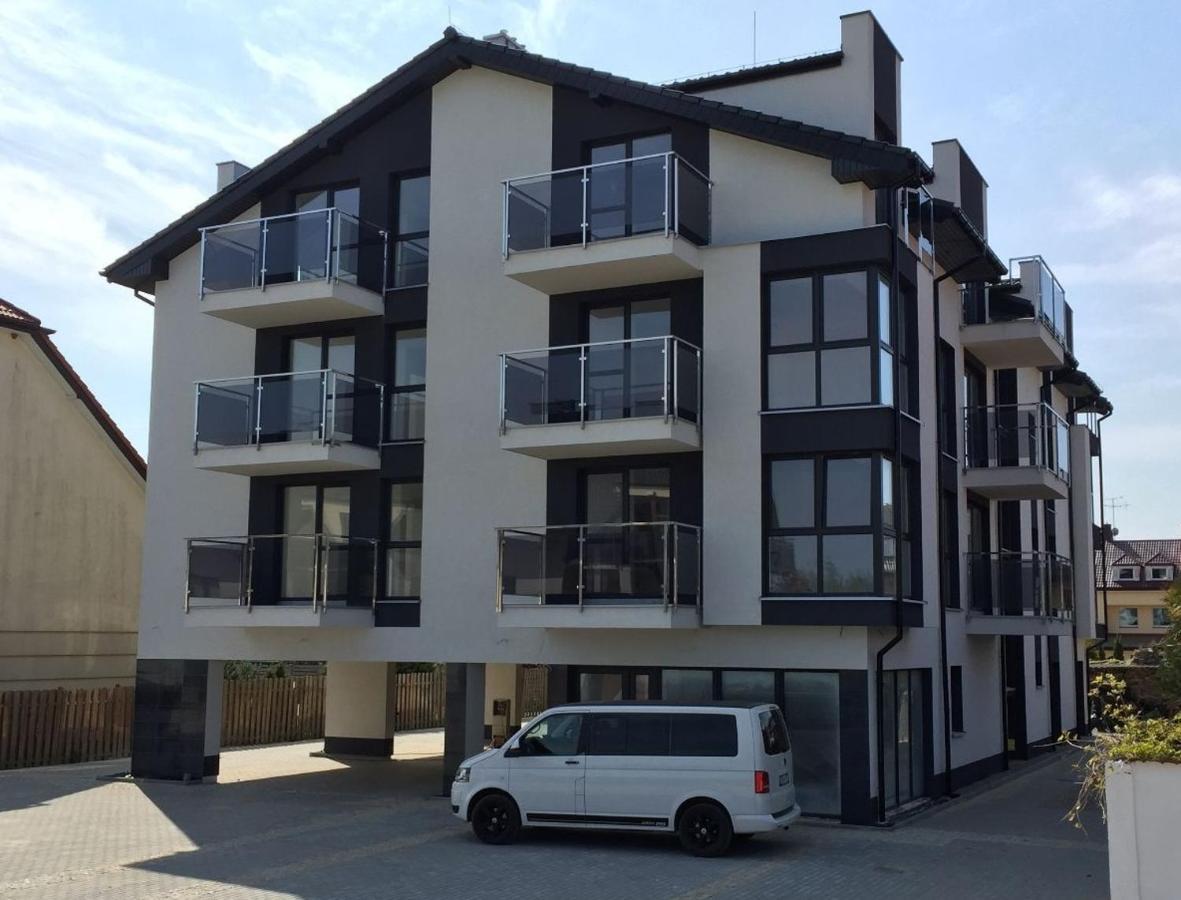 Apartament Red Mielno Apartment เมียลโน ภายนอก รูปภาพ