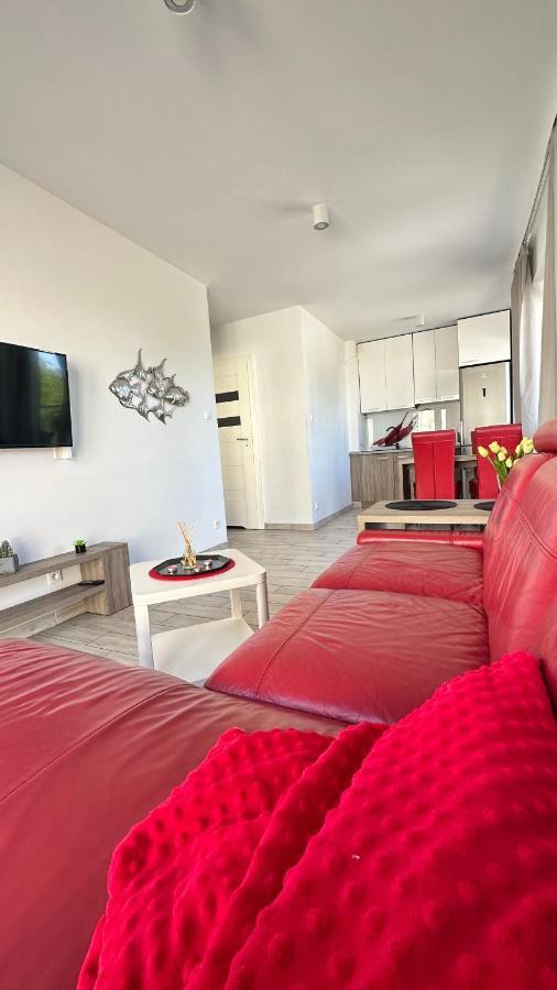 Apartament Red Mielno Apartment เมียลโน ภายนอก รูปภาพ